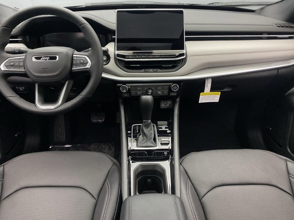 new 2025 Jeep Compass car, priced at $39,385
