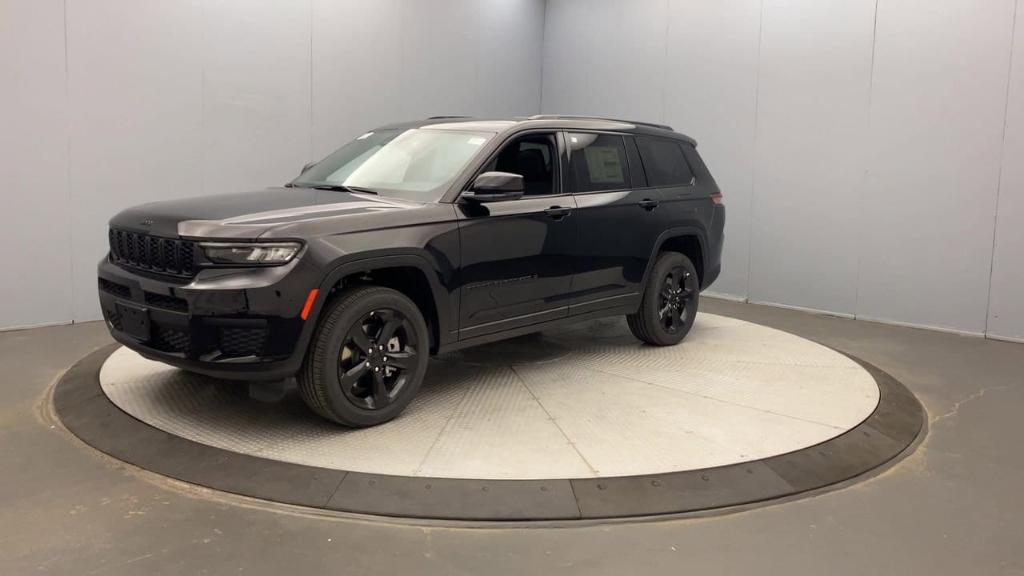new 2025 Jeep Grand Cherokee L car, priced at $46,217