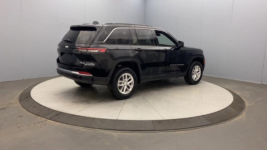 new 2025 Jeep Grand Cherokee car, priced at $39,272