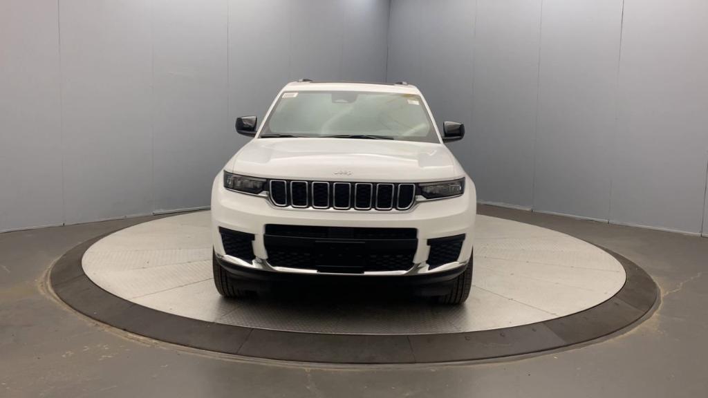 new 2025 Jeep Grand Cherokee L car, priced at $42,834