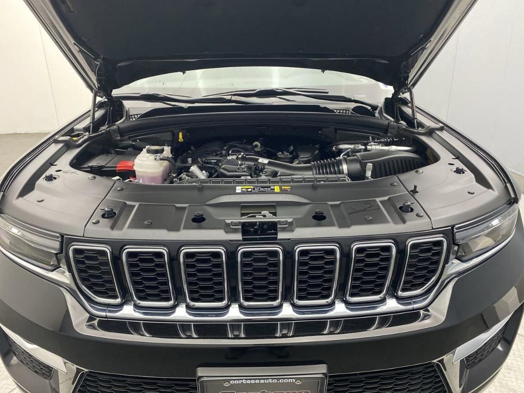 new 2025 Jeep Grand Cherokee car, priced at $45,245