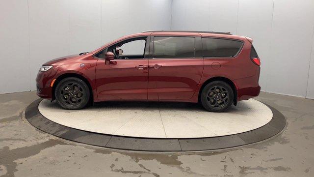 used 2021 Chrysler Pacifica Hybrid car, priced at $24,990