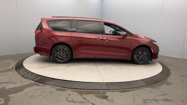 used 2021 Chrysler Pacifica Hybrid car, priced at $24,990