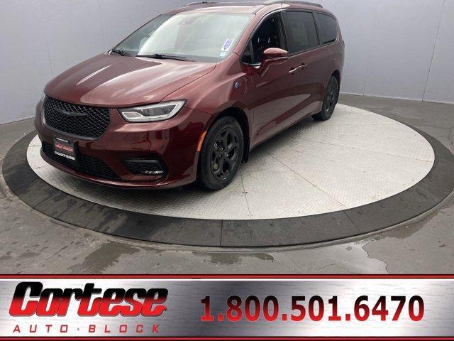 used 2021 Chrysler Pacifica Hybrid car, priced at $22,490