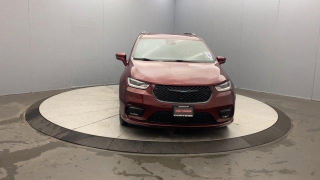 used 2021 Chrysler Pacifica Hybrid car, priced at $24,990