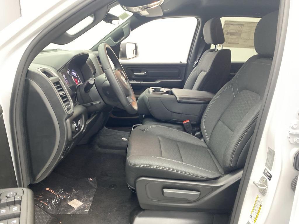 new 2025 Ram 1500 car, priced at $47,364