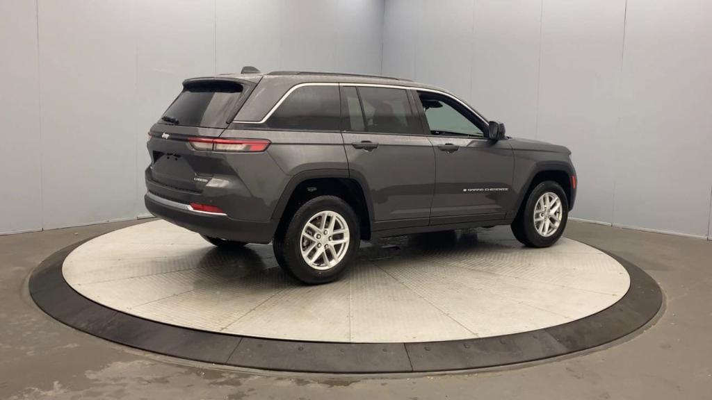 new 2025 Jeep Grand Cherokee car, priced at $41,470