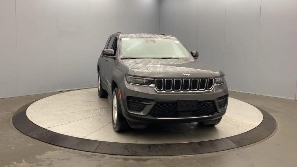 new 2025 Jeep Grand Cherokee car, priced at $41,470