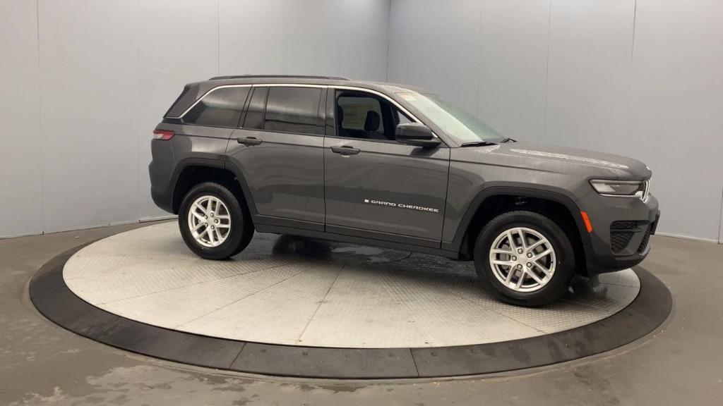 new 2025 Jeep Grand Cherokee car, priced at $41,470