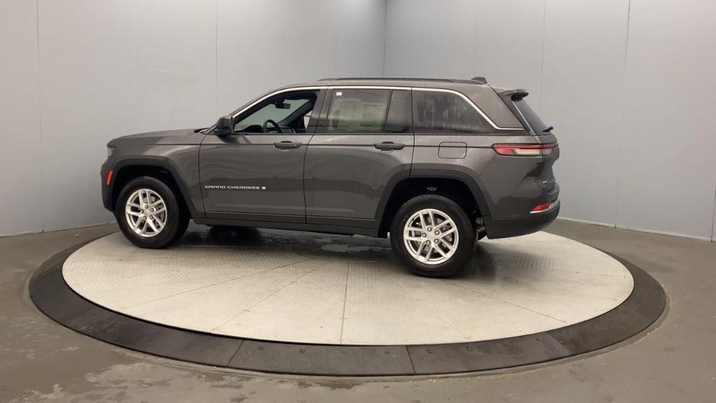 new 2025 Jeep Grand Cherokee car, priced at $41,470