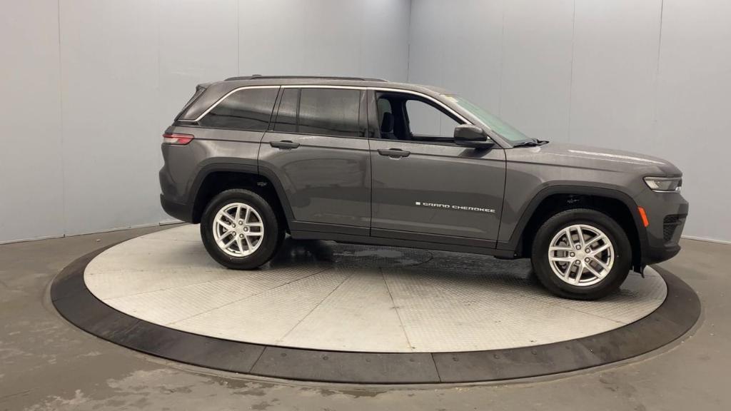 new 2025 Jeep Grand Cherokee car, priced at $41,470