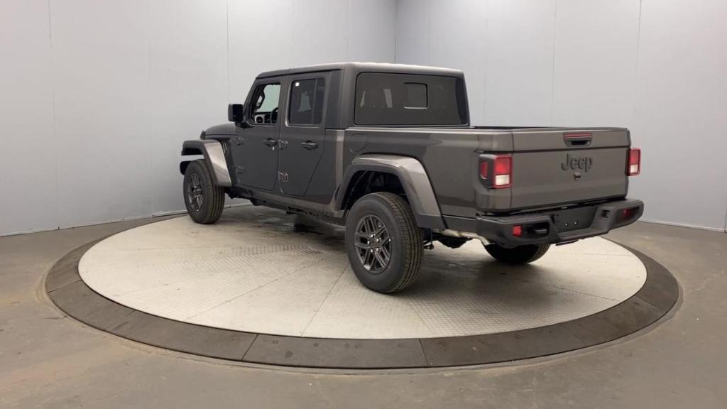 new 2024 Jeep Gladiator car, priced at $48,800