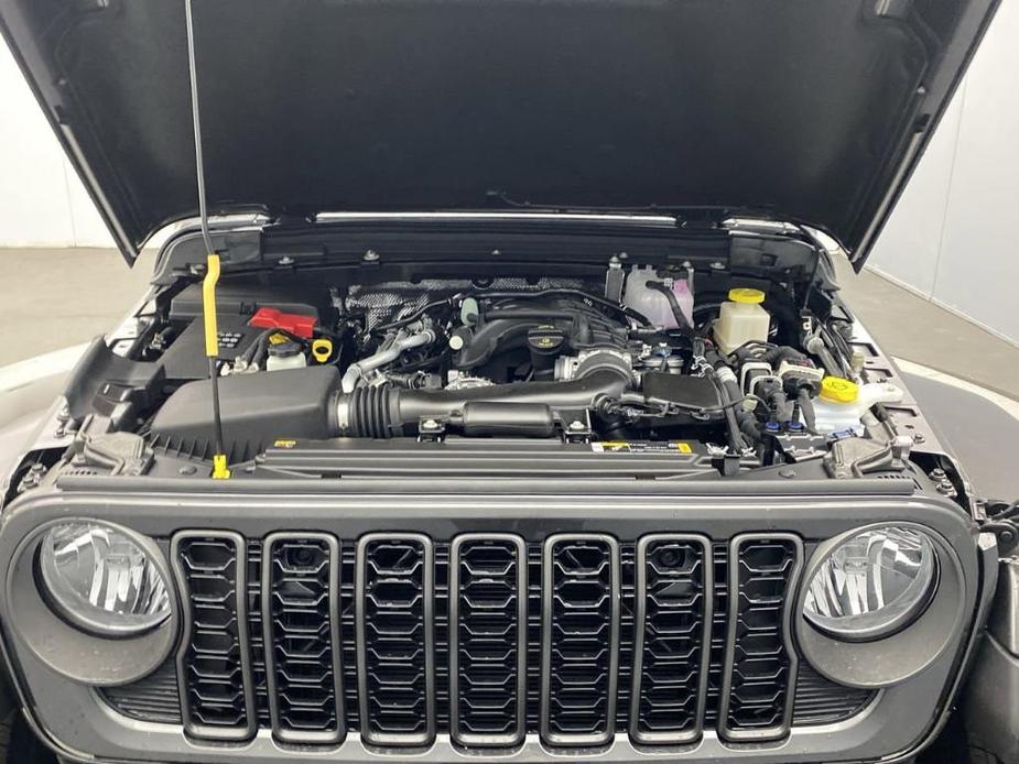 new 2024 Jeep Gladiator car, priced at $43,220