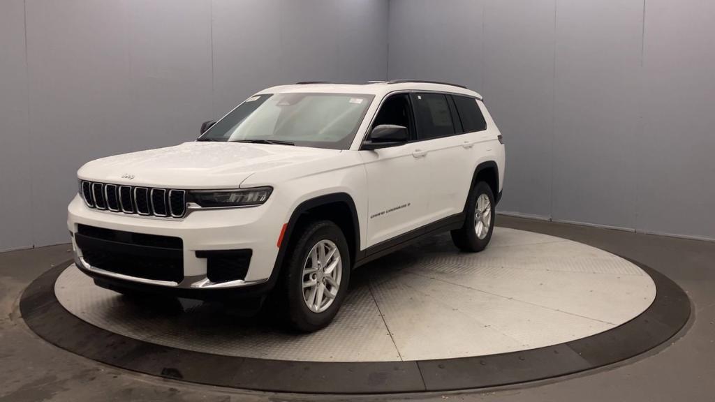 new 2025 Jeep Grand Cherokee L car, priced at $42,625