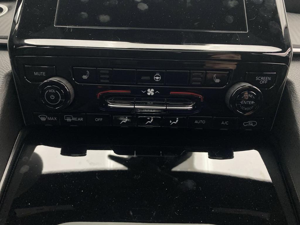 new 2025 Jeep Grand Cherokee car, priced at $41,177