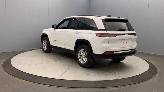new 2025 Jeep Grand Cherokee car, priced at $41,177