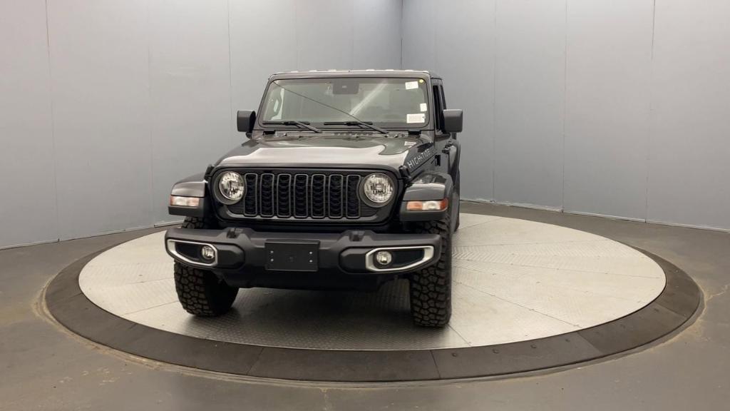 new 2025 Jeep Gladiator car, priced at $49,410