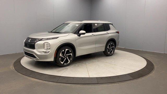 new 2024 Mitsubishi Outlander car, priced at $41,995