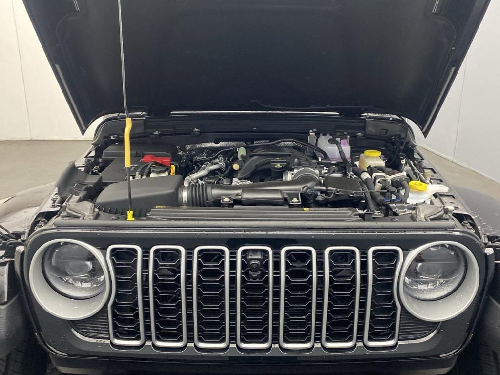 new 2025 Jeep Wrangler car, priced at $55,922
