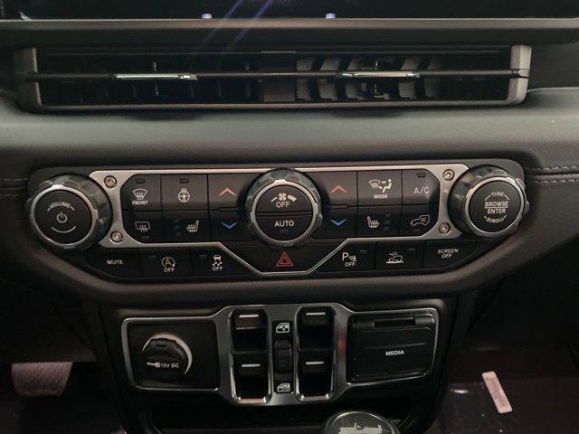 new 2025 Jeep Wrangler car, priced at $55,922