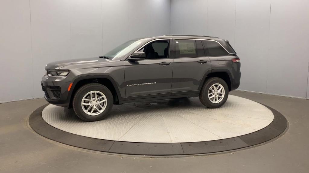 new 2025 Jeep Grand Cherokee car, priced at $42,470