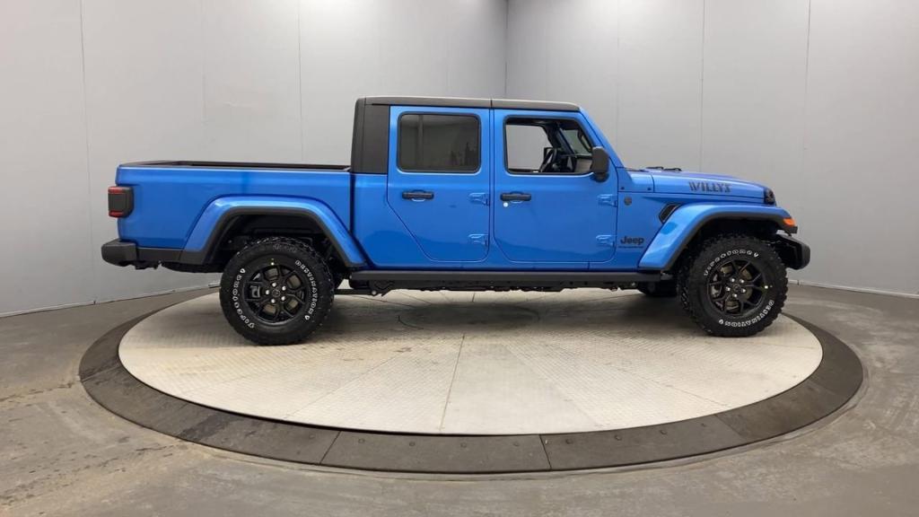 new 2024 Jeep Gladiator car, priced at $52,230