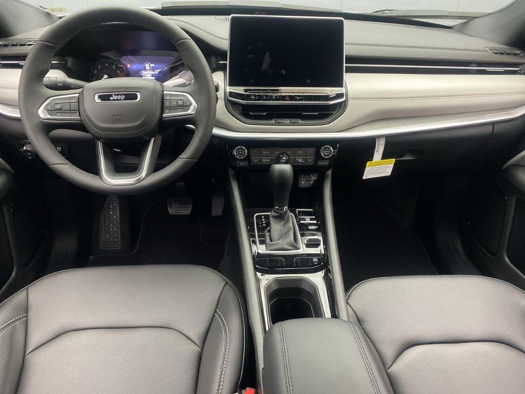 new 2025 Jeep Compass car, priced at $31,898