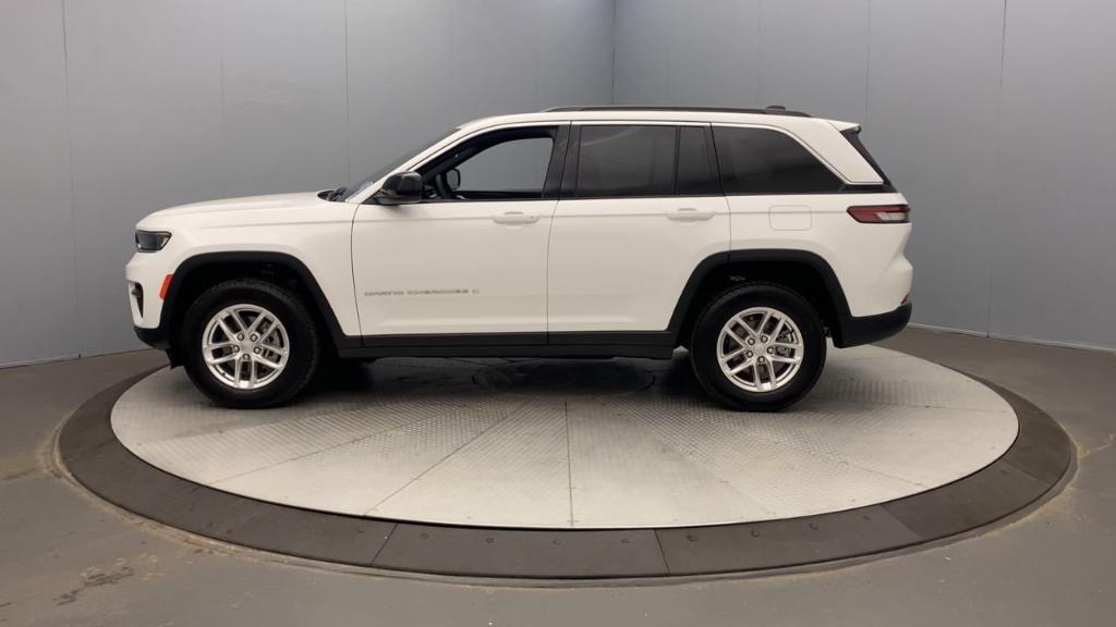 new 2025 Jeep Grand Cherokee car, priced at $41,177