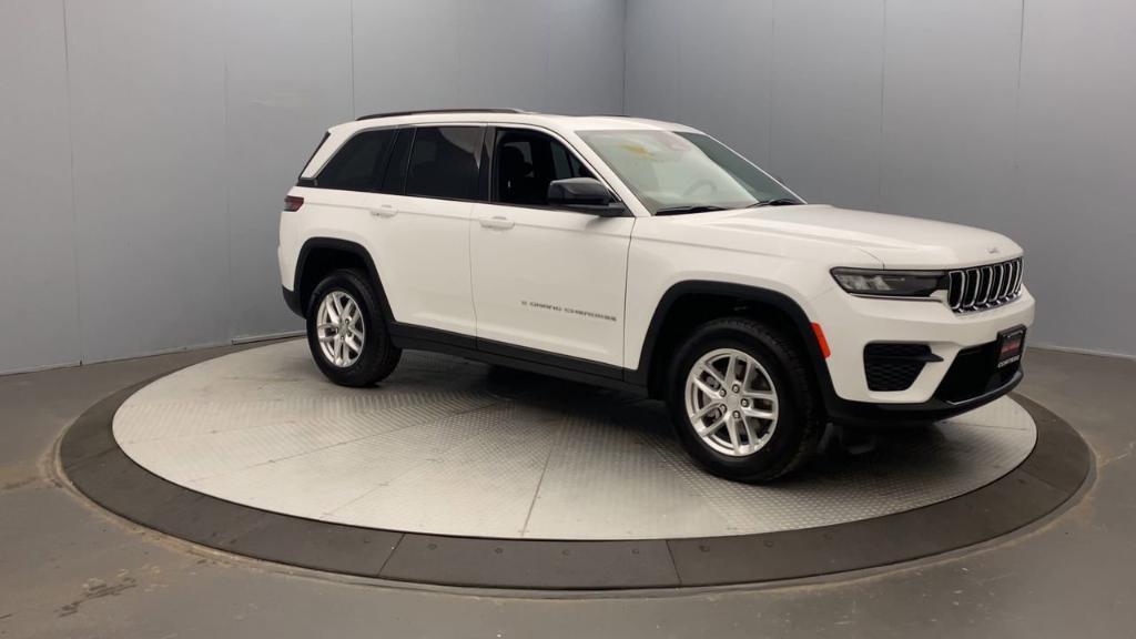 new 2025 Jeep Grand Cherokee car, priced at $41,177