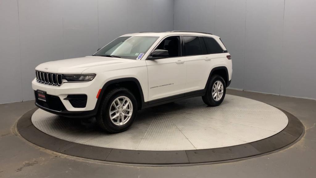new 2025 Jeep Grand Cherokee car, priced at $41,177