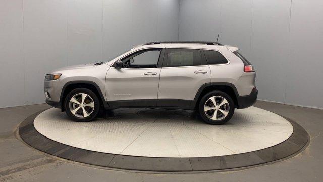 used 2022 Jeep Cherokee car, priced at $24,990