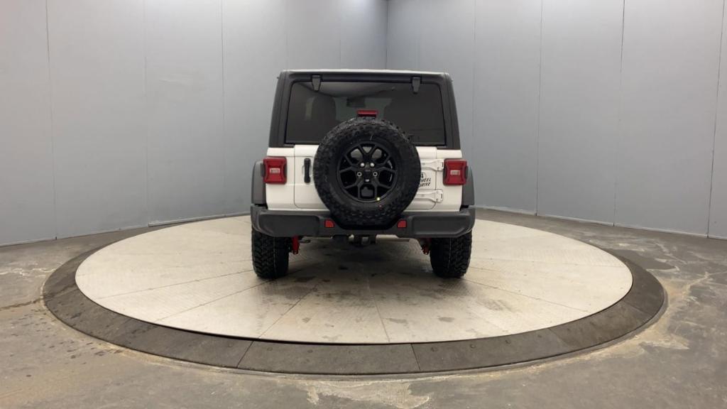 new 2025 Jeep Wrangler car, priced at $52,180
