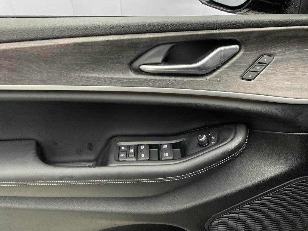 new 2025 Jeep Grand Cherokee car, priced at $47,310