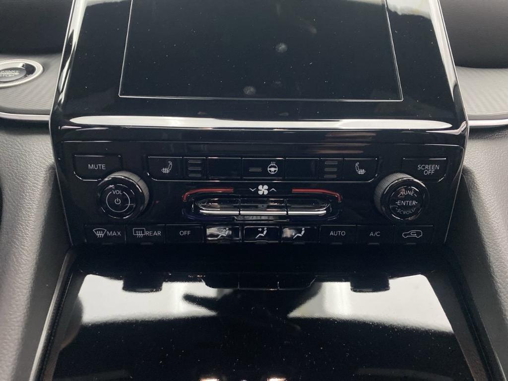 new 2025 Jeep Grand Cherokee car, priced at $41,920