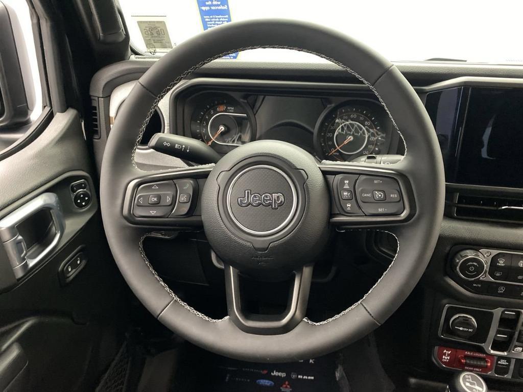 new 2025 Jeep Wrangler car, priced at $47,490