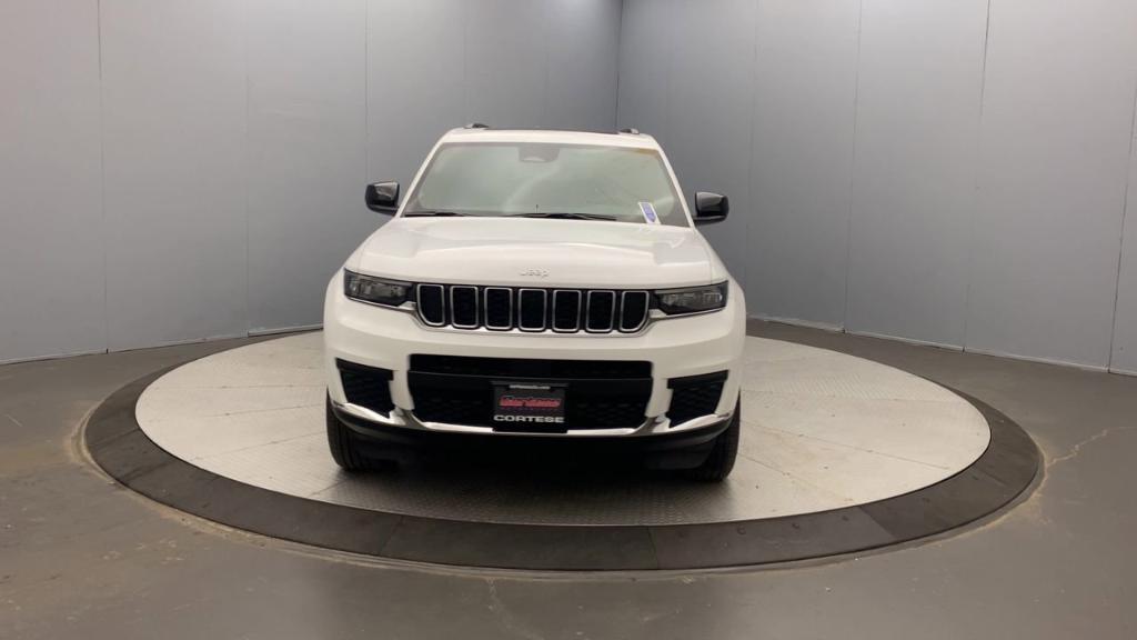 new 2025 Jeep Grand Cherokee L car, priced at $42,825