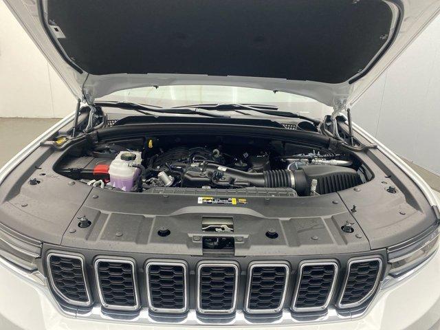 new 2025 Jeep Grand Cherokee car, priced at $41,177