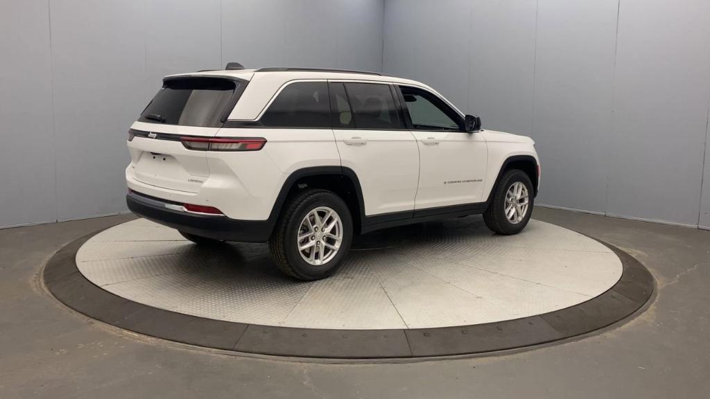 new 2025 Jeep Grand Cherokee car, priced at $41,177
