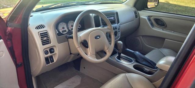 used 2006 Ford Escape car, priced at $5,495