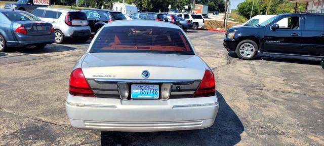 used 2009 Mercury Grand Marquis car, priced at $8,995