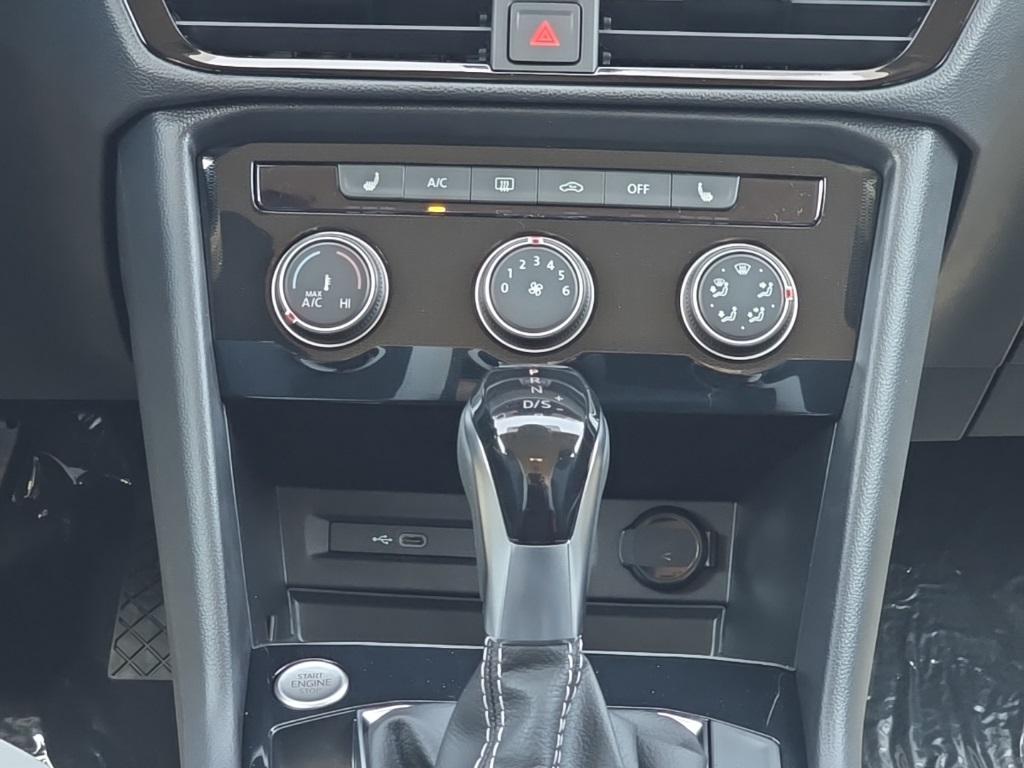 new 2025 Volkswagen Taos car, priced at $27,790