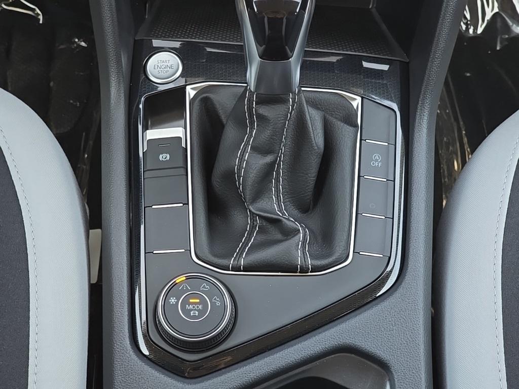 new 2025 Volkswagen Taos car, priced at $27,790