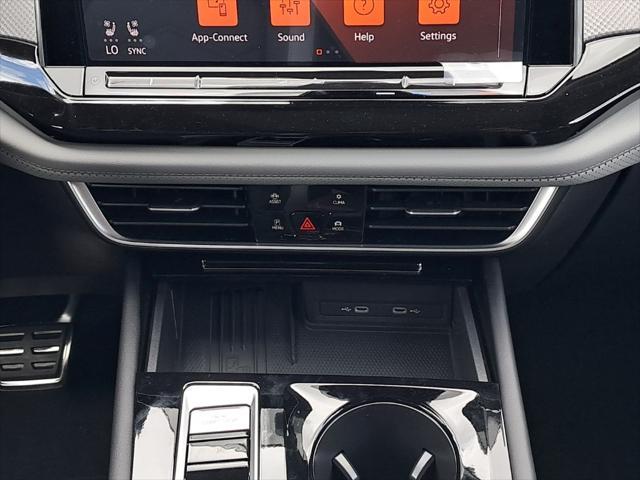 new 2025 Volkswagen Atlas car, priced at $44,514