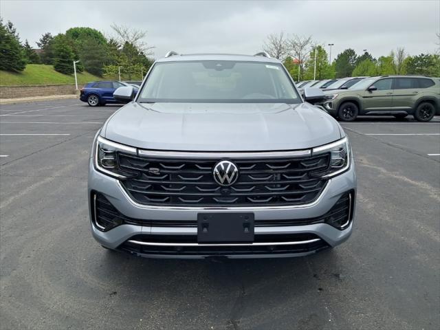 new 2025 Volkswagen Atlas car, priced at $50,714