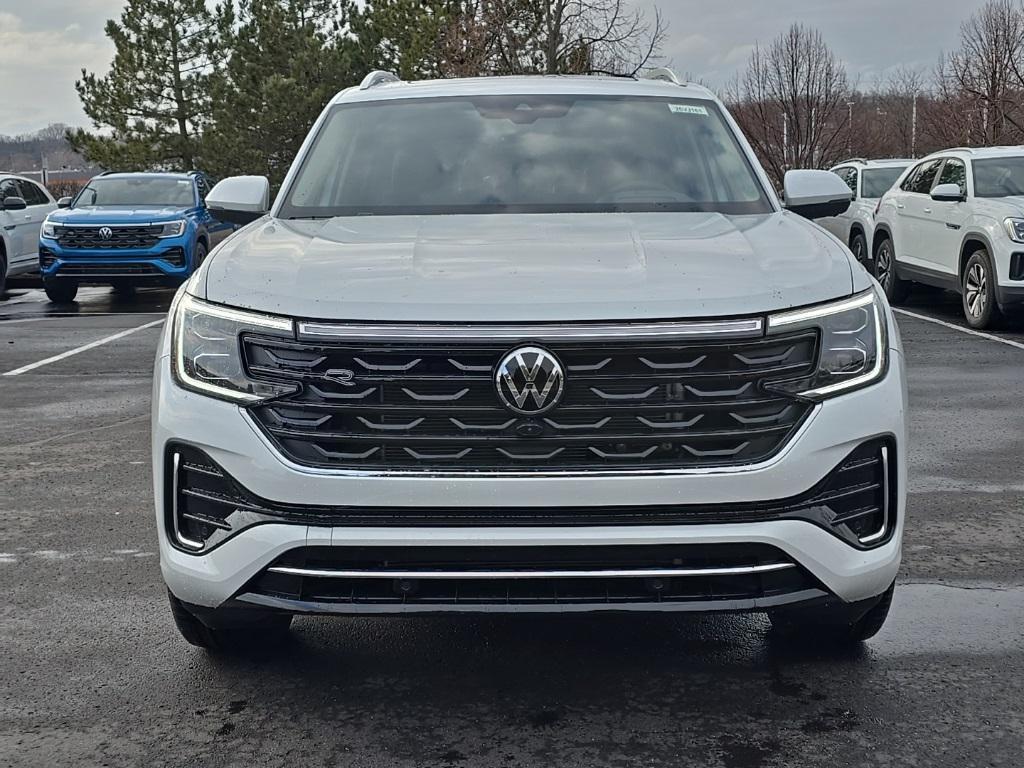 new 2025 Volkswagen Atlas car, priced at $49,598