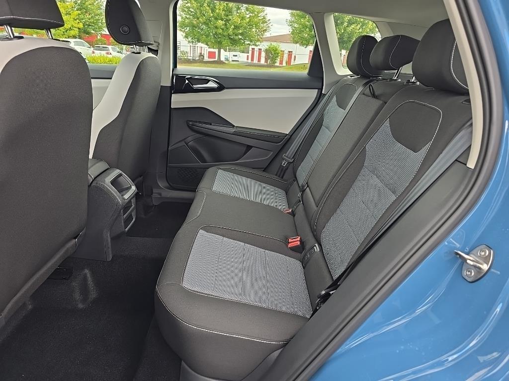 new 2025 Volkswagen Taos car, priced at $27,800