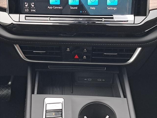 new 2025 Volkswagen Atlas car, priced at $39,636