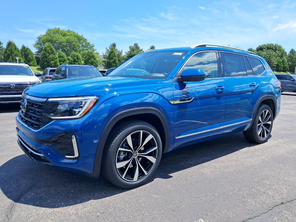 new 2025 Volkswagen Atlas car, priced at $51,009