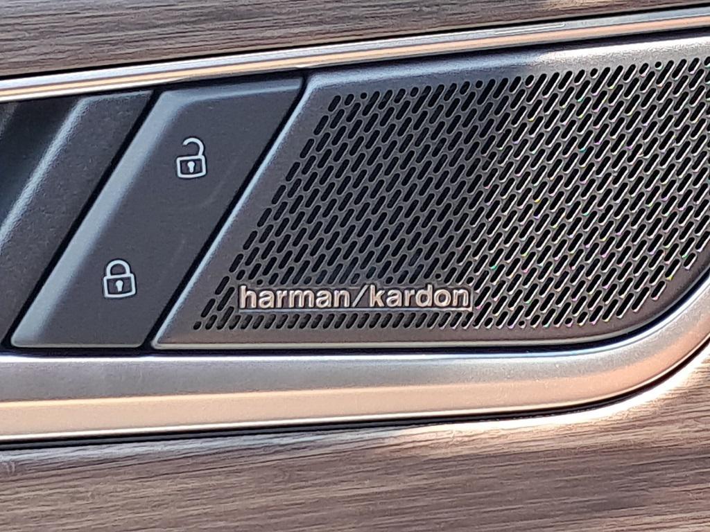 new 2025 Volkswagen Atlas car, priced at $51,009