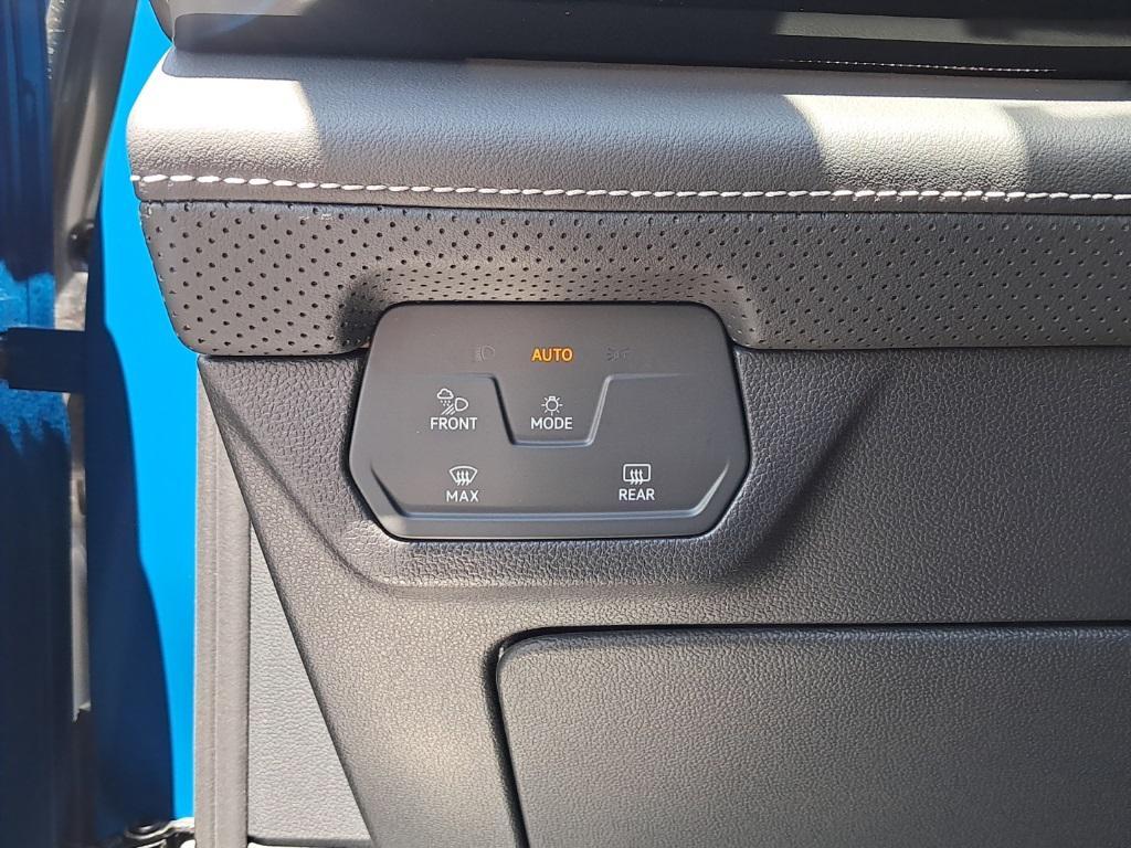 new 2025 Volkswagen Atlas car, priced at $51,009